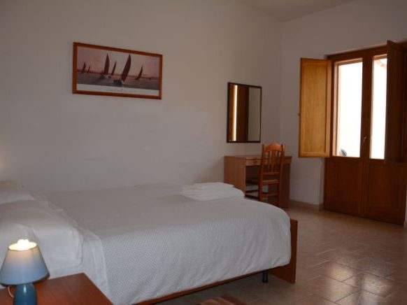 camera albergo cropani, double room hotel